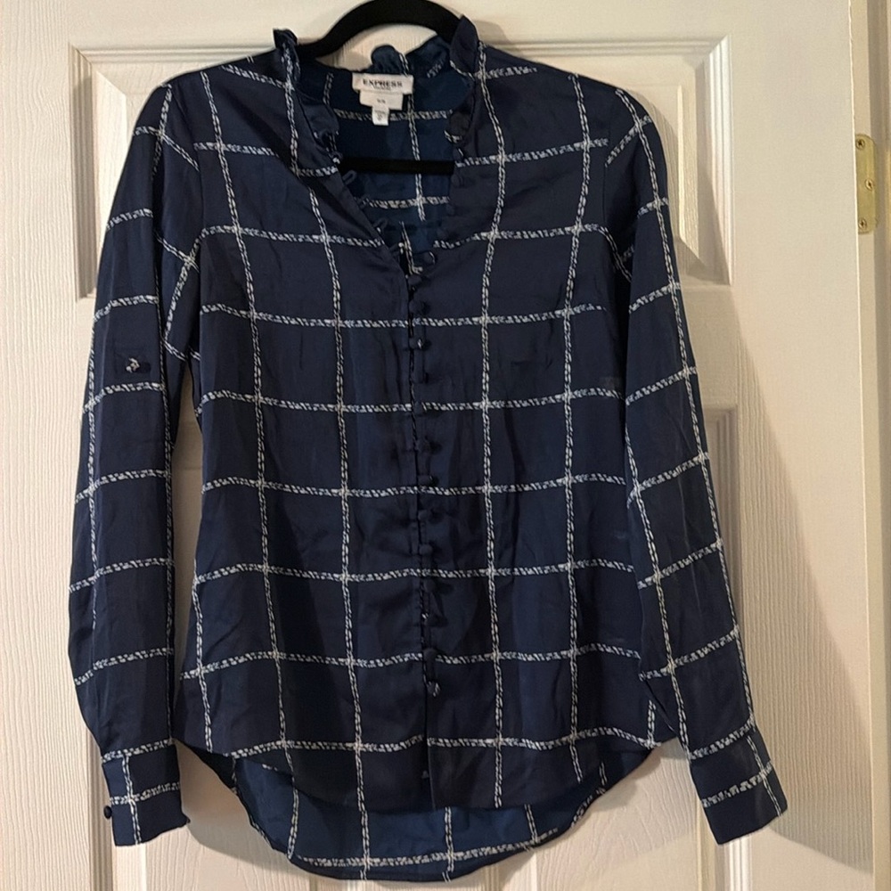 Extra small Express dress button up portfolio, slim dress shirt